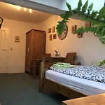 Leezdorfer Hof Hotel 3*