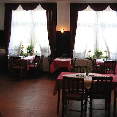 Leezdorfer Hof Отель Leezdorf
