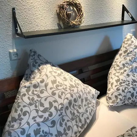 Leezdorfer Hof 3*