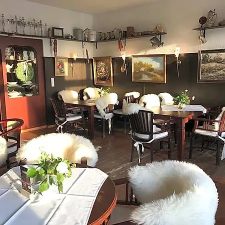 Leezdorfer Hof 3*