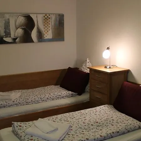 Szálloda Leezdorfer Hof 3*