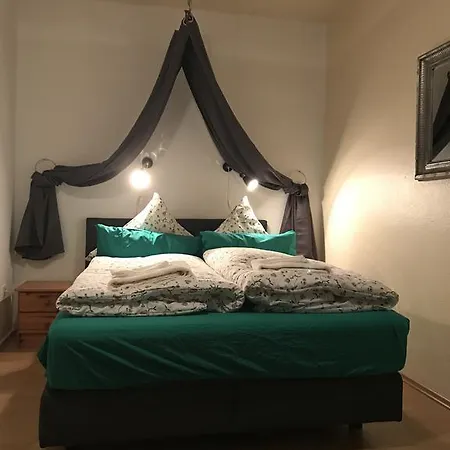 Leezdorfer Hof 3*