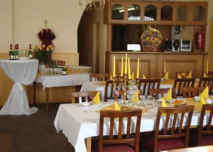 Hotel Leezdorfer Hof 3*