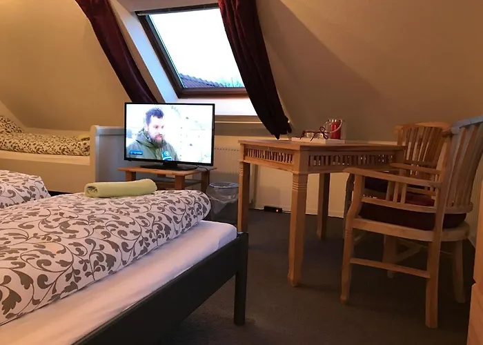 Leezdorfer Hof Hotel 3*