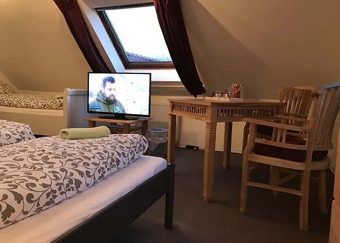 Leezdorfer Hof Hotel 3*